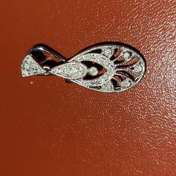 White 14K Gold with Dimonds earrings - Picture 2 of 16